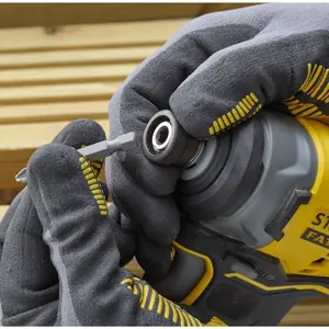 stanley-sfmcf810d2k-qw-power-screwdriverimpact-driver-2800-r-33546-wlononwcr0397.webp