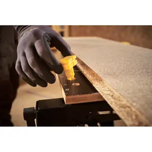 stanley-stst83400-1-workbench-woodworking-workbench-64898-wlononwcrfjo6.webp