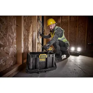 svjetiljka-za-radnu-kutiju-dewalt-toughsystem-20-lighting-bo-29305-wlononwcrbwhy.webp
