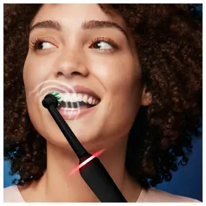 szczoteczka-oral-b-pro-3-3900n-blackpink-2-raczka-70651-agdbrasdz0366.webp