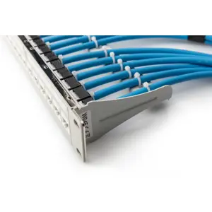telekomunikacijski-instalacijski-kabel-digitus-intel-core-i5-27853-wlononwcrdffc.webp