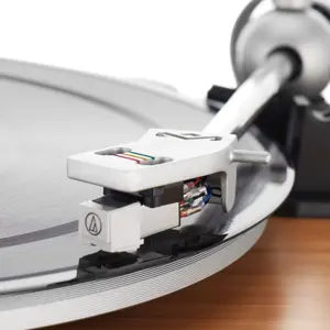 the-house-of-marley-stir-it-up-wireless-belt-drive-audio-tur-53855-wlononwcrod60.webp