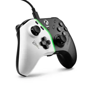 thrustmaster-heart-black-white-usb-gamepad-pc-xbox-one-xbox--94362-wlononwcrgtbf.webp