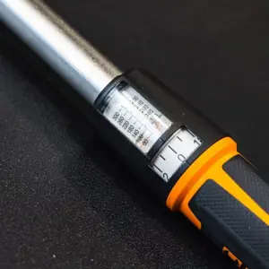 torque-wrench-12-40-200-nm-length-47cm-78567-wlononwcrjawc.webp