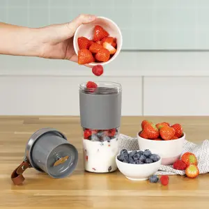 tristar-bl-4475-portable-mini-blender-10791-wlononwcrms67.webp