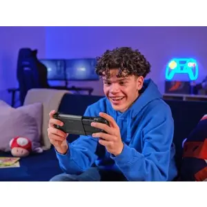 trust-gxt-735-mylox-black-bluetooth-gamepad-analogue-digital-1036-gamtrukon0012.webp