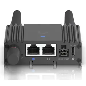 ubiquiti-umr-ultra-cellular-network-router-53616-rouubqro30001.webp