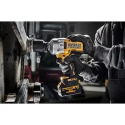 udarni-kljuc-dewalt-12-1626nm-tstak-18v-xr-18v-1626nm-tstak-51362-wlononwcrbpwt.webp