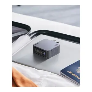 ugreen-nexode-pro-160w-3x-usb-c-usb-a-usb-c-kabel-gan-sivi-23558-98239.webp