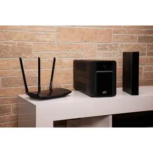 ups-apc-bvx2200li-gr-177-zsiapcups0094.webp
