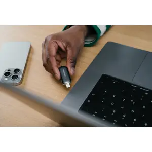 verbatim-plectra-usb-c-flash-drive-black-256gb-22070-wlononwcrji74.webp