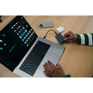 verbatim-store-n-go-mini-diamond-usb-c-512gb-black-99992-wlononwcrojlg.webp