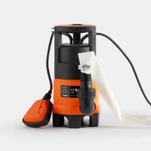 vonhaus-400-w-drainage-water-pump-with-8-m-hose-66744-e0019235.webp