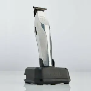 wahl-hi-viz-trimmer-white-30582-agdwahstr0147.webp