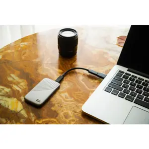 wd-my-passport-ssd-2tb-usb-c-32-gray-17875-e0015342.webp