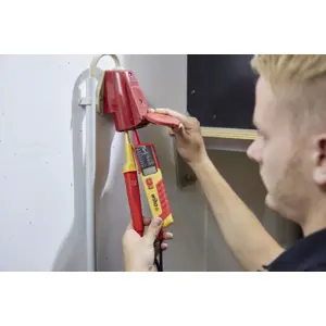 wiha-45217-voltage-tester-screwdriver-red-yellow-95884-wlononwcrgaha.webp