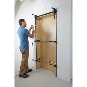 wolfcraft-gmbh-pro-door-frame-assembly-set-31403-nrewolzna0006.webp