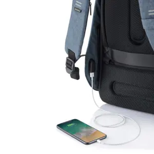 xd-design-backpack-bobby-hero-regular-blue-p705299-3531-wlononwcroen1.webp