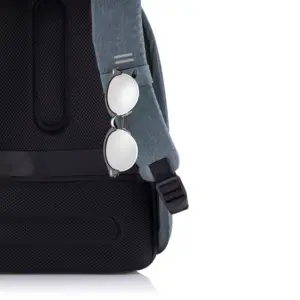 xd-design-backpack-bobby-hero-regular-blue-p705299-58403-wlononwcroen1.webp