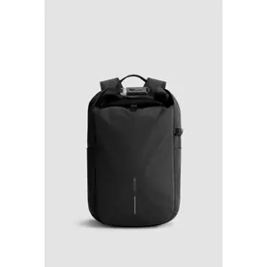 xd-design-backpack-urban-water-resistant-black-p7062801-2918-wlononwcrimf5.webp