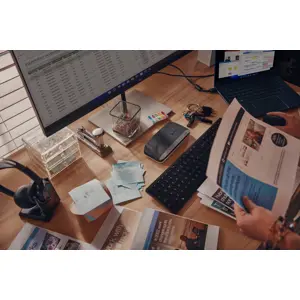 zvucnik-za-konferencije-poly-sync-20m-usb-c-bluetooth-kompat-91101-wlononwcrcmik.webp