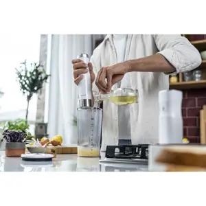 zwilling-enfinigy-hand-blender-white-22625-wlononwcraeh5.webp