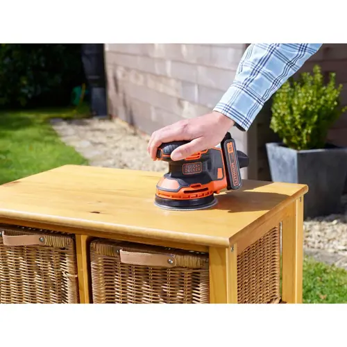 black-decker-bdcros18n-xj-portable-sander-orbital-sander-120-59668-wlononwcr0351.webp
