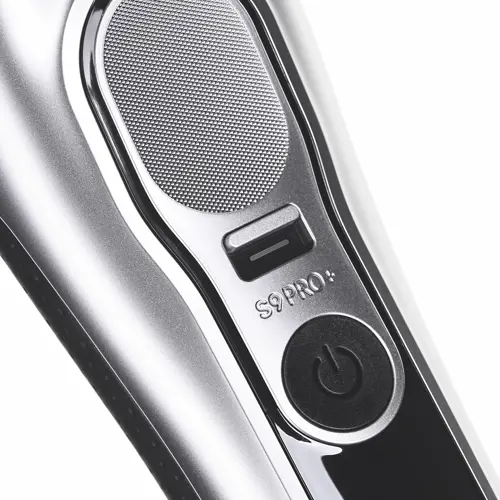 brijac-braun-series-9-pro-9667cc-foil-shaver-trimmer-srebrna-99784-110360rn.webp