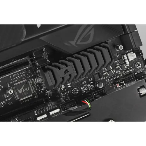 corsair-mp600-pro-xt-4-tb-m2-pci-express-40-nvme-3d-tlc-nand-14410-wlononwcraaji.webp