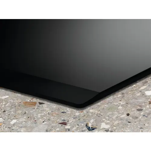 electrolux-eiv734-black-built-in-68-cm-zone-induction-hob-4--96253-agdelcpgz0174.webp