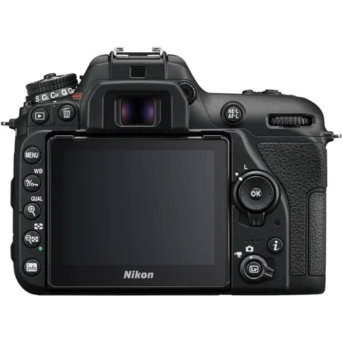 fotoaparat-nikon-d7500-kit-18-140vr-59125-39841.webp