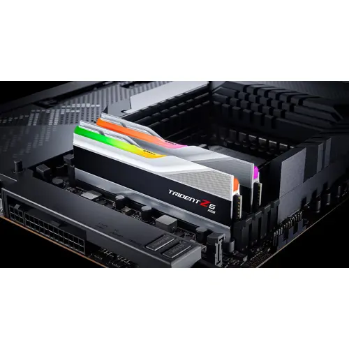 gskill-trident-z-rgb-z5-memory-module-32-gb-2-x-16-gb-ddr5-60557-wlononwcr3731.webp