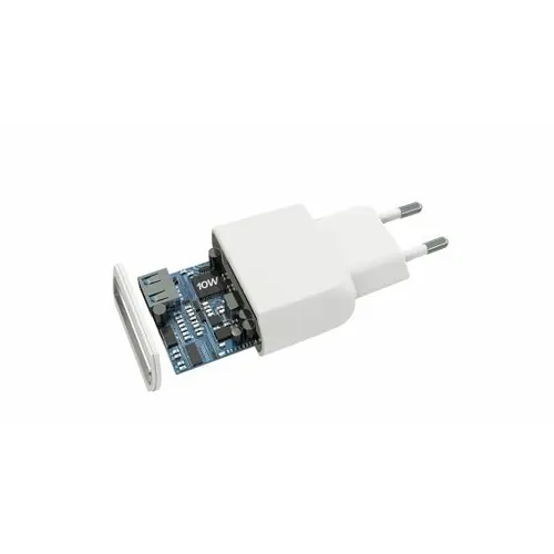 kucni-punjac-za-mobitel-s-kablom-cellularline-5v-2a-iphone-l-50373-39705.webp