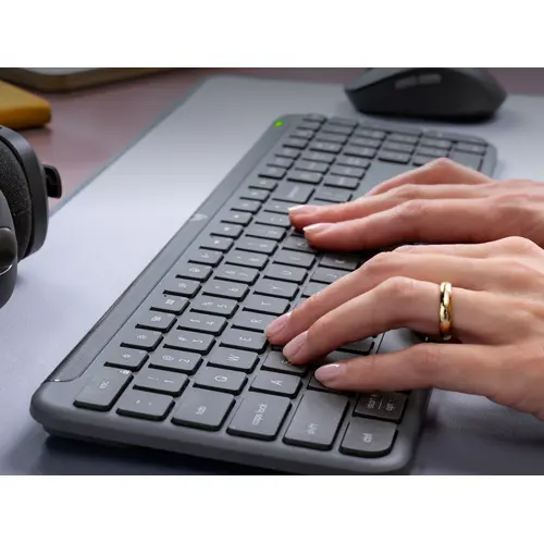 logitech-signature-slim-combo-mk950-graphite-us-intl-24ghzbt-98386-104174rn.webp
