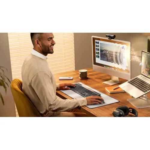 logitech-signature-slim-solar-k980-tastatur-920-013757-92001-44998-wlononwcrpasc.webp