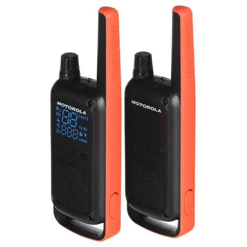 motorola-t82-twin-pack-two-way-radio-16-channels-blackorange-49225-radmotkro0019.webp