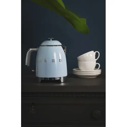 smeg-50s-style-kettles-klf05pbeu-pastel-blue-61754-wlononwcrjet5.webp