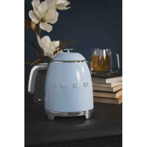 smeg-50s-style-kettles-klf05pbeu-pastel-blue-61896-wlononwcrjet5.webp