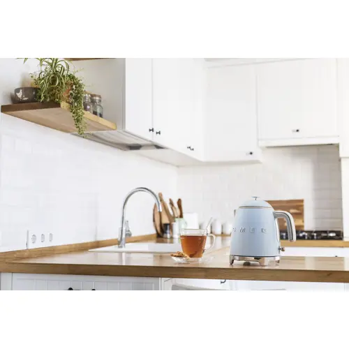 smeg-50s-style-kettles-klf05pbeu-pastel-blue-62213-wlononwcrjet5.webp