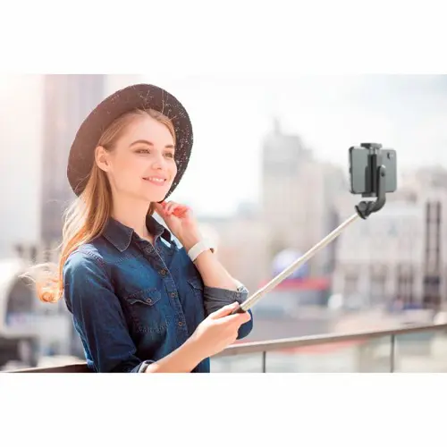 stap-za-selfie-cellularline-bt-tripod-crni-71605-63113.webp